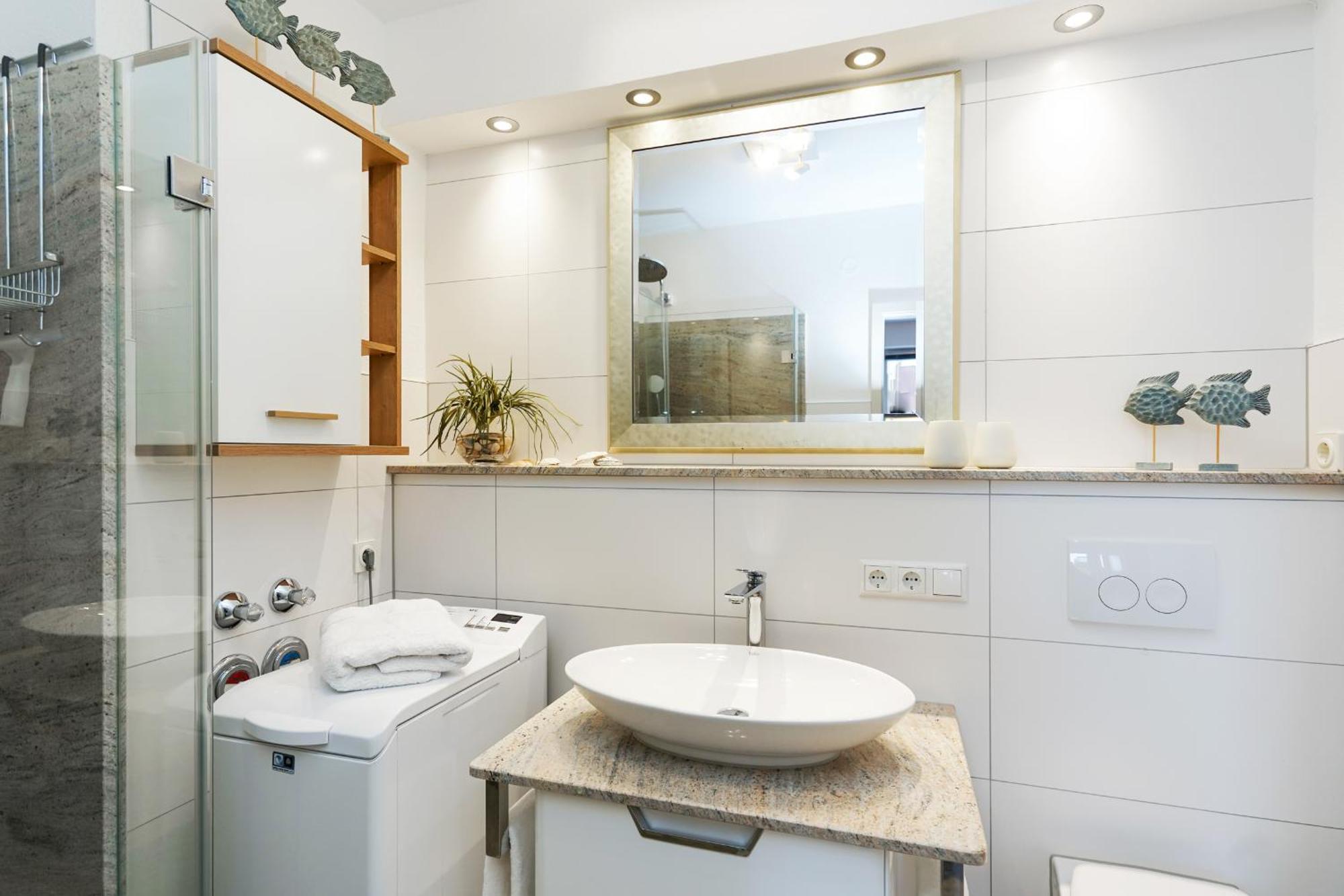 Anker Mal Kaimauer Apartment Husum  Bagian luar foto